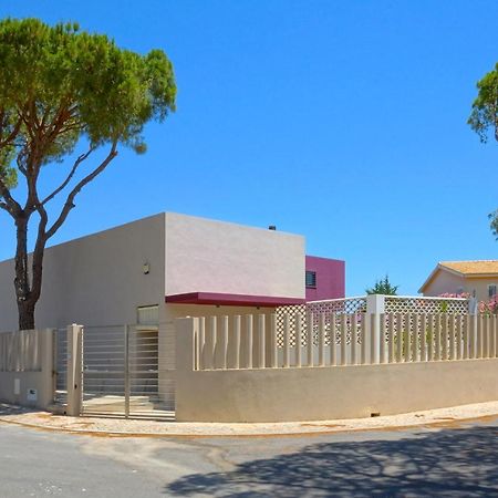 Family Villa Opposite Aquashow Waterpark Quarteira Exterior photo